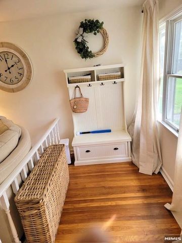 75 Delmar Avenue, Glen Rock, NJ 07452