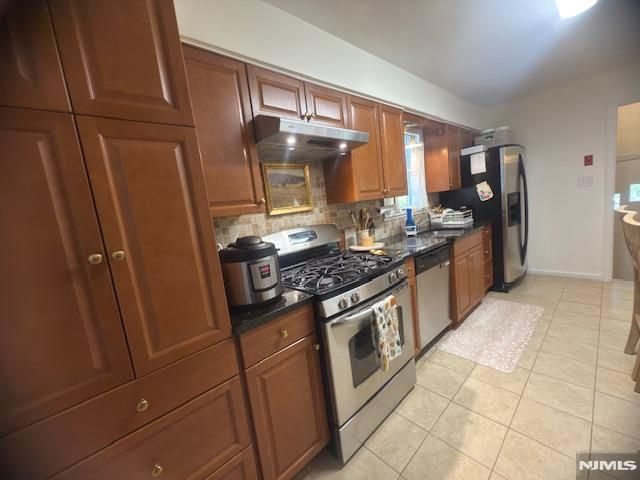 75 Delmar Avenue, Glen Rock, NJ 07452