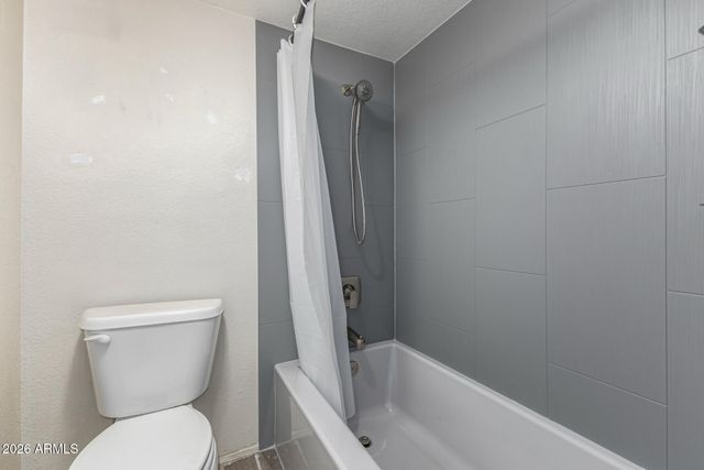 8231 N 21ST Drive E208, Phoenix, AZ 85021