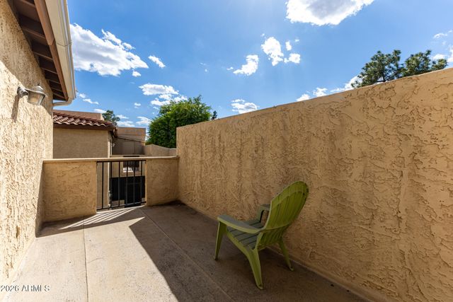 8231 N 21ST Drive E208, Phoenix, AZ 85021