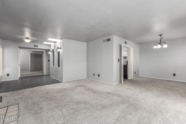 8231 N 21ST Drive E208, Phoenix, AZ 85021