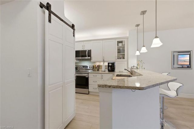 2506 Orchid Bay DR Z102, Naples, FL 34109