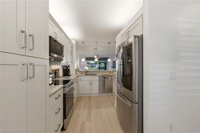 2506 Orchid Bay DR Z102, Naples, FL 34109