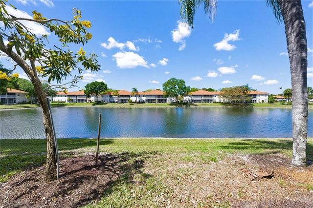 2506 Orchid Bay DR Z102, Naples, FL 34109