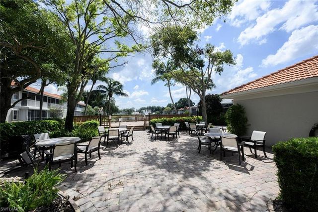 2506 Orchid Bay DR Z102, Naples, FL 34109