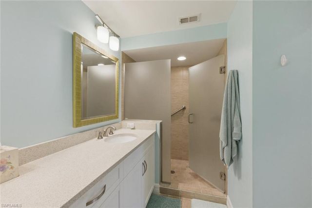 2506 Orchid Bay DR Z102, Naples, FL 34109