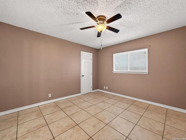 8406 Forest Ridge, San Antonio, TX 78239