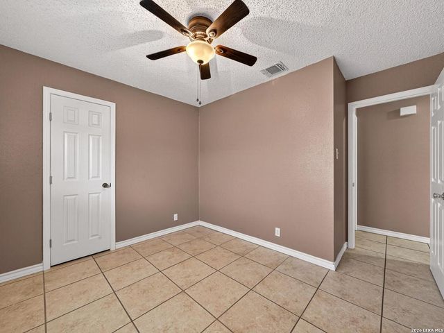 8406 Forest Ridge, San Antonio, TX 78239