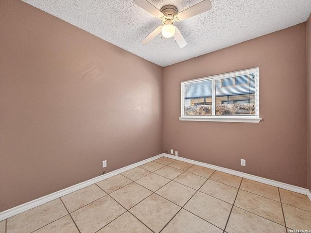 8406 Forest Ridge, San Antonio, TX 78239