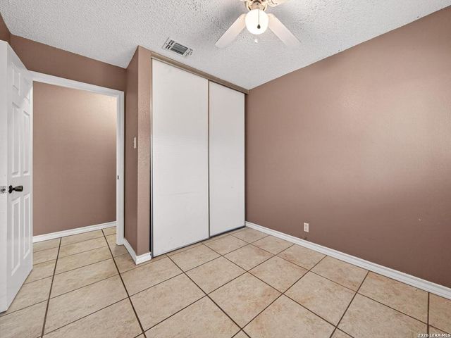 8406 Forest Ridge, San Antonio, TX 78239