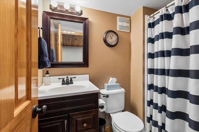 324 Hillcrest Lane, Burnsville, MN 55337