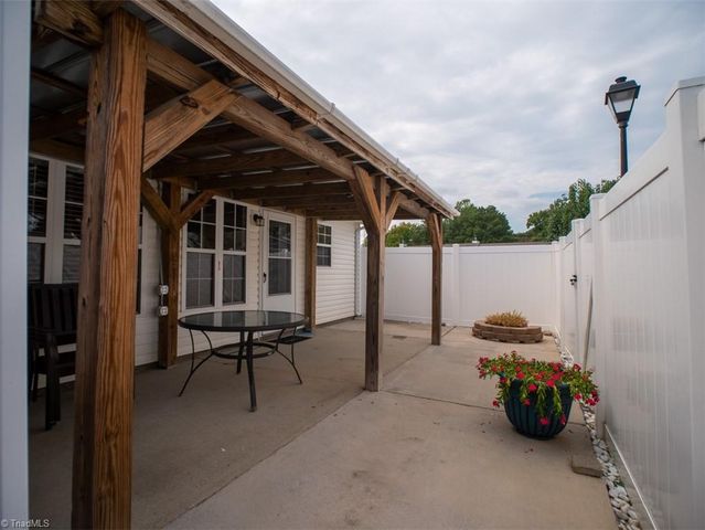 101 Oakmont Circle, Archdale, NC 27263
