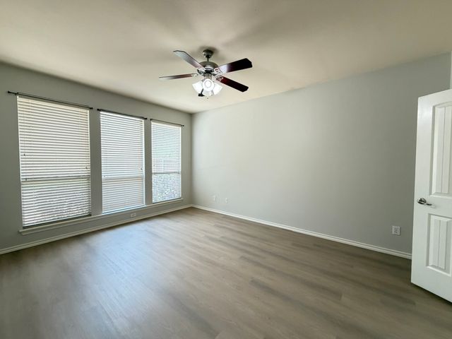2105 Laurel Forest Drive, Fort Worth, TX 76177