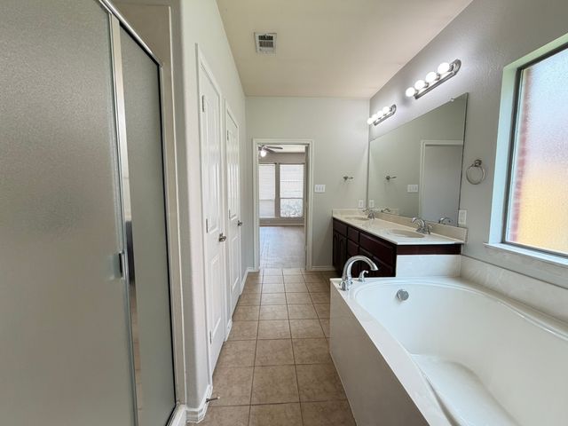 2105 Laurel Forest Drive, Fort Worth, TX 76177