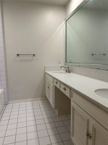 6357 Diamond Head Circle D, Dallas, TX 75225