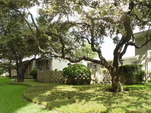 6357 Diamond Head Circle D, Dallas, TX 75225