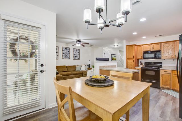 8674 Grassy Oak Trail, North Charleston, SC 29420