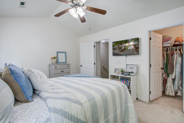 8674 Grassy Oak Trail, North Charleston, SC 29420