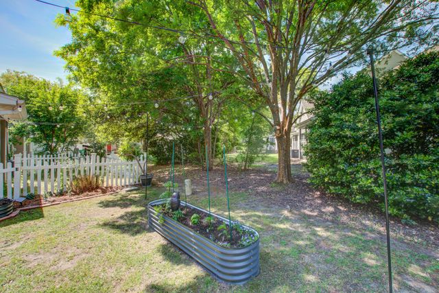 8674 Grassy Oak Trail, North Charleston, SC 29420