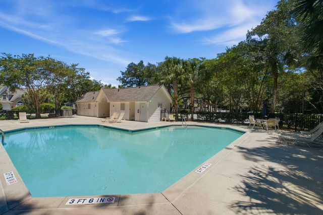8674 Grassy Oak Trail, North Charleston, SC 29420