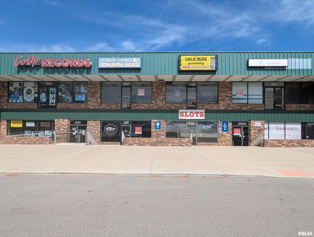 3265 COURT Street, Pekin, IL 61554