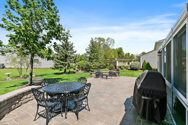 12663 Bluebell Avenue, Huntley, IL 60142