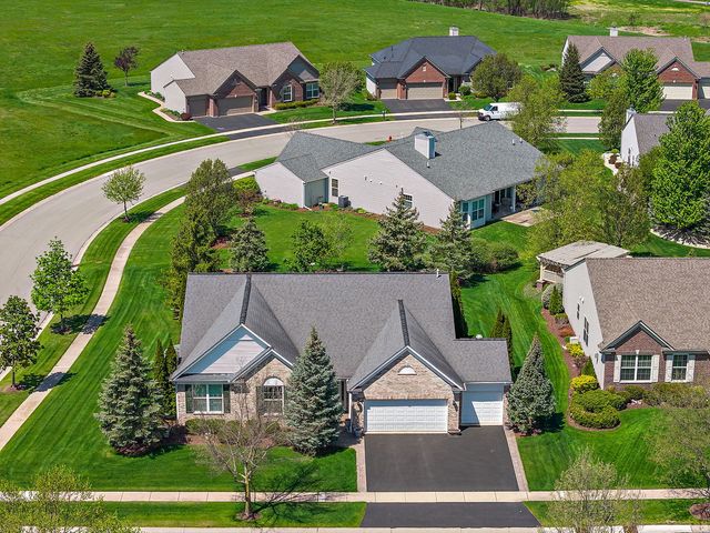 12663 Bluebell Avenue, Huntley, IL 60142