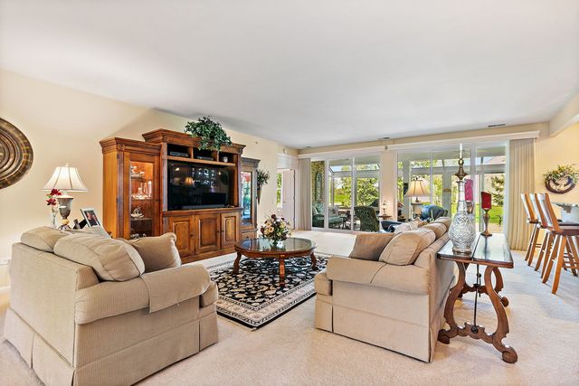 12663 Bluebell Avenue, Huntley, IL 60142