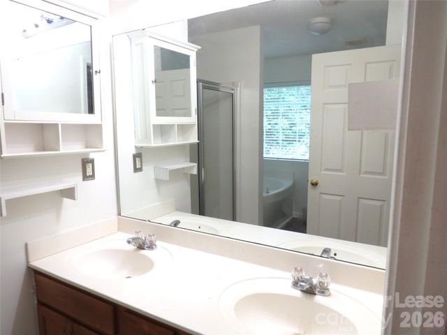 2738 Highland Park Drive, Charlotte, NC 28269
