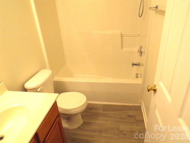 2738 Highland Park Drive, Charlotte, NC 28269