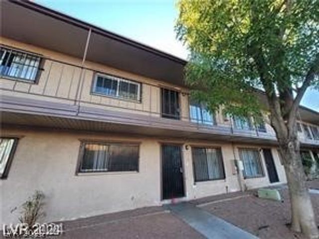 615 South Royal Crest Circle 10, Las Vegas, NV 89169