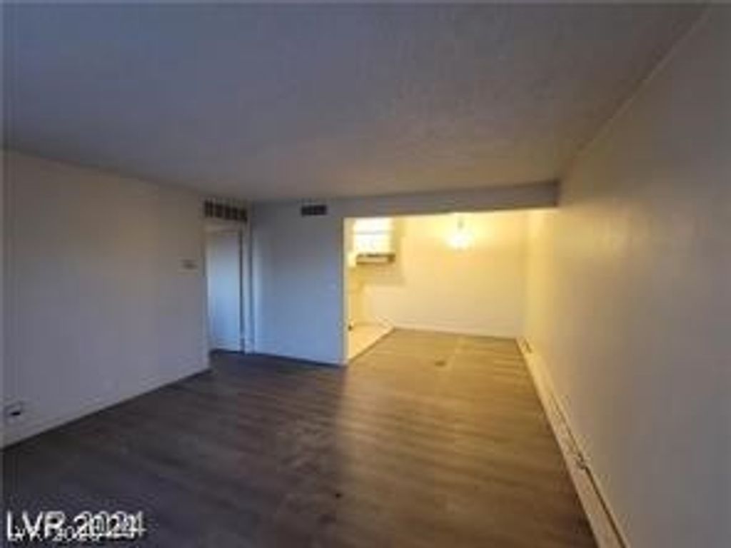 615 South Royal Crest Circle 10, Las Vegas, NV 89169