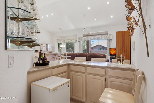 15395 W FAIRMOUNT Avenue, Goodyear, AZ 85395