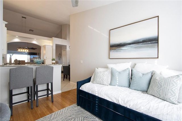 5705 Heron LN 806, Naples, FL 34110