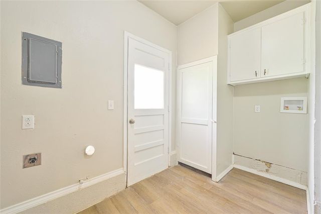 1021 W Woodcrest Drive, Midwest City, OK 73110
