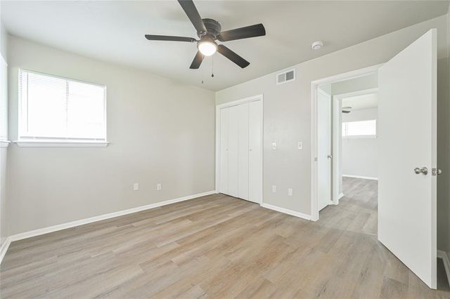 1021 W Woodcrest Drive, Midwest City, OK 73110