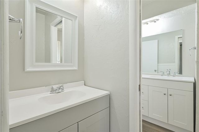 1021 W Woodcrest Drive, Midwest City, OK 73110