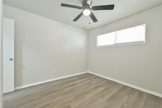 1021 W Woodcrest Drive, Midwest City, OK 73110