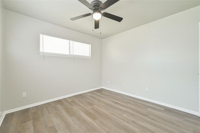 1021 W Woodcrest Drive, Midwest City, OK 73110