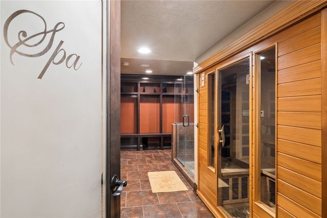 12288 Carmichael Cir, North Huntingdon, PA 15642