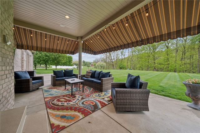 12288 Carmichael Cir, North Huntingdon, PA 15642