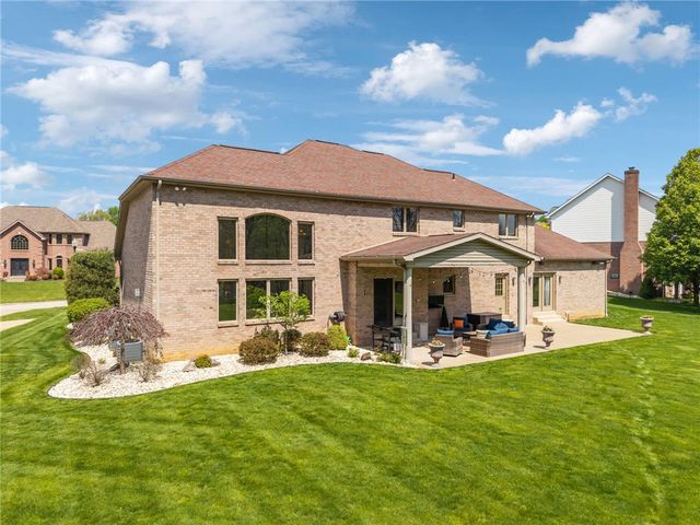 12288 Carmichael Cir, North Huntingdon, PA 15642