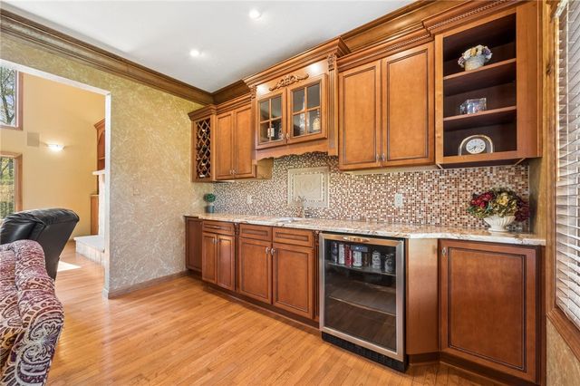 12288 Carmichael Cir, North Huntingdon, PA 15642