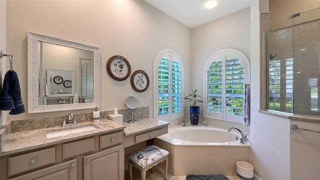8311 FLAGSTAFF WAY, Sarasota, FL 34241