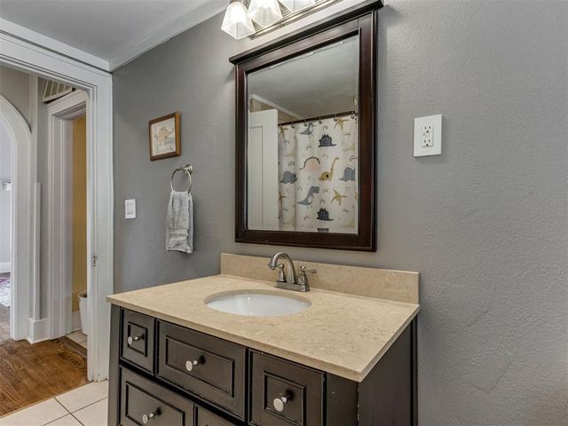 2041 NW 21st Street, Oklahoma City, OK 73106