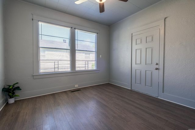 1801 W Long 17th St Street, North Little Rock, AR 72114