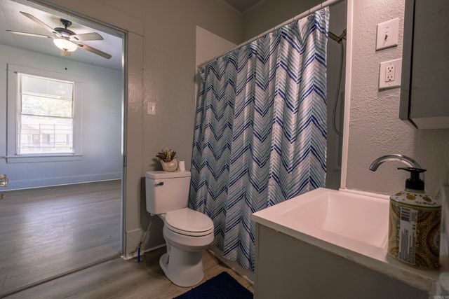 1801 W Long 17th St Street, North Little Rock, AR 72114