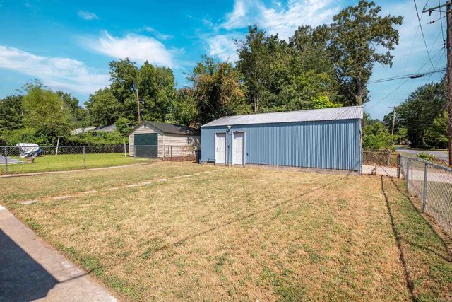 1801 W Long 17th St Street, North Little Rock, AR 72114