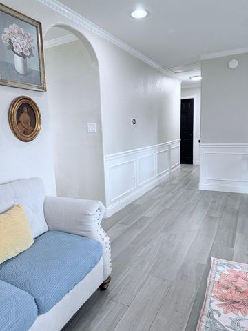 1651 W Beverly Pl, Tracy, CA 95376