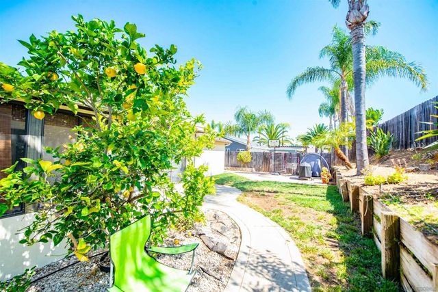 15235 Hesta, Poway, CA 92064
